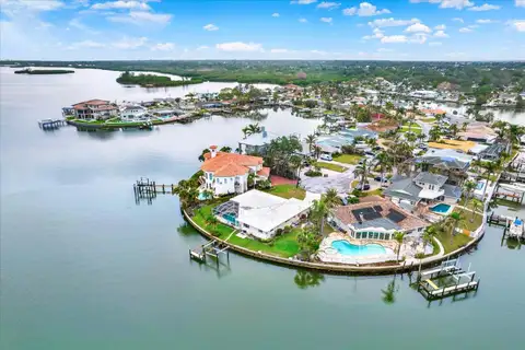 5631 BAYVIEW DR — home for sale