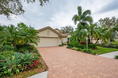 7117 VICTORIA CIRCLE — home for sale