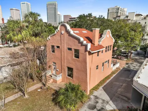 322 S PLANT AVE — home for sale