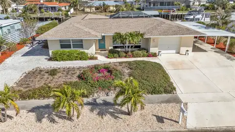 162 CROOP LN SE — home for sale