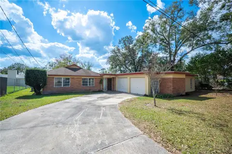 1925 JOHN ARTHUR WAY — home for sale