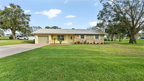 2930 N MARYLAND DR — home for sale