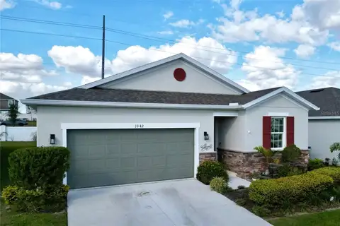 1042 HEIRLOOM DR — home for sale
