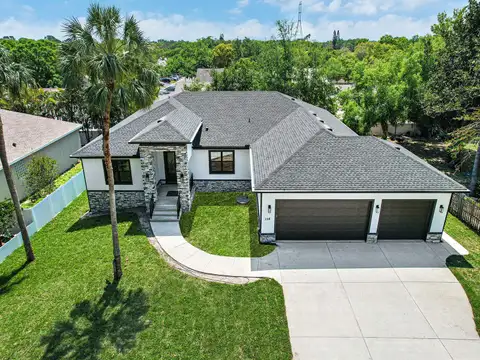 108 IRWIN ST E — home for sale