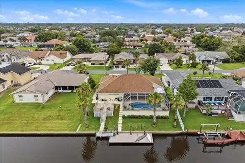 36 CLOVERDALE CT N — home for sale