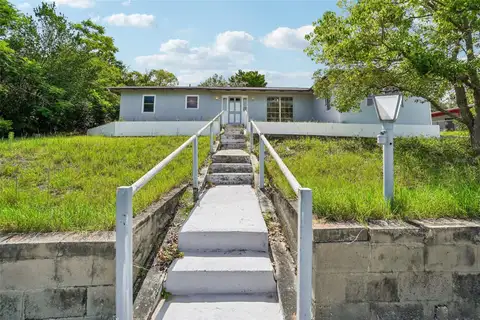 1090 EDGEHILL AVE — home for sale
