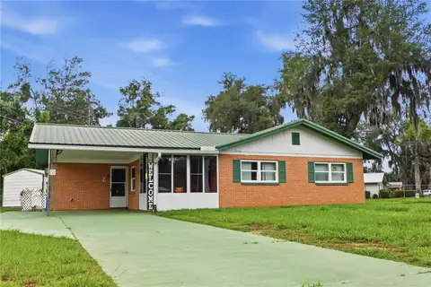 547 SE OLUSTEE AVE — home for sale