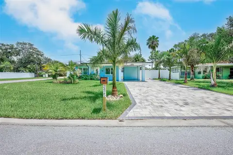 2425 BAYWOOD DR E — home for sale